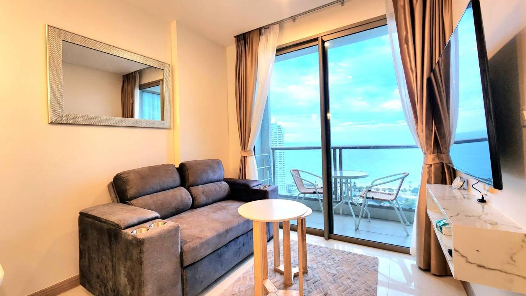 Riviera Jomtien Beach By Monthstayz Екстер'єр фото