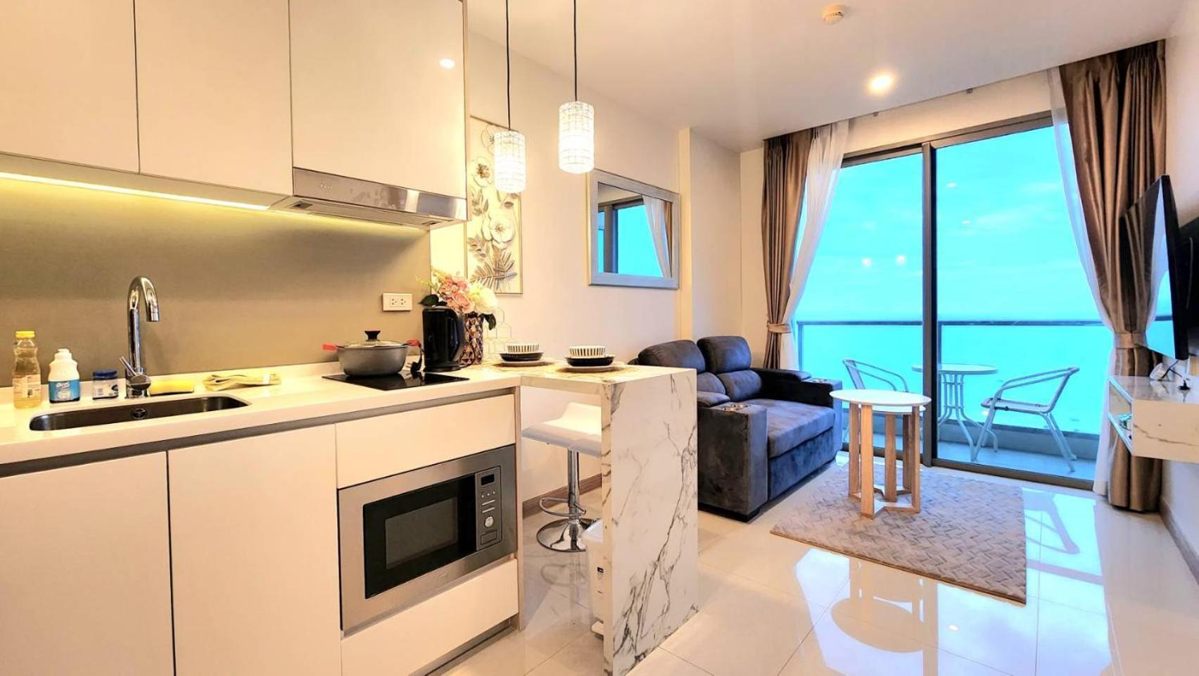 Riviera Jomtien Beach By Monthstayz Екстер'єр фото